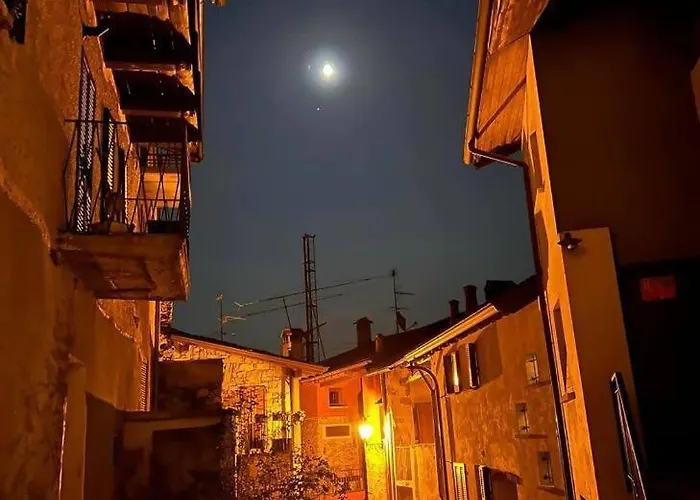 Appartamento Tra Lago Maggiore e lago d'Orta Appartamento FUOCO