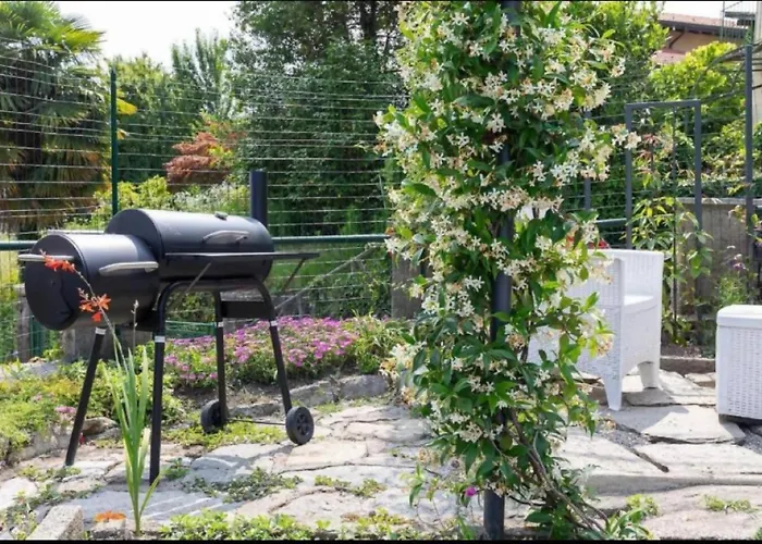 Tra Lago Maggiore e lago d'Orta Appartamento FUOCO Colazza